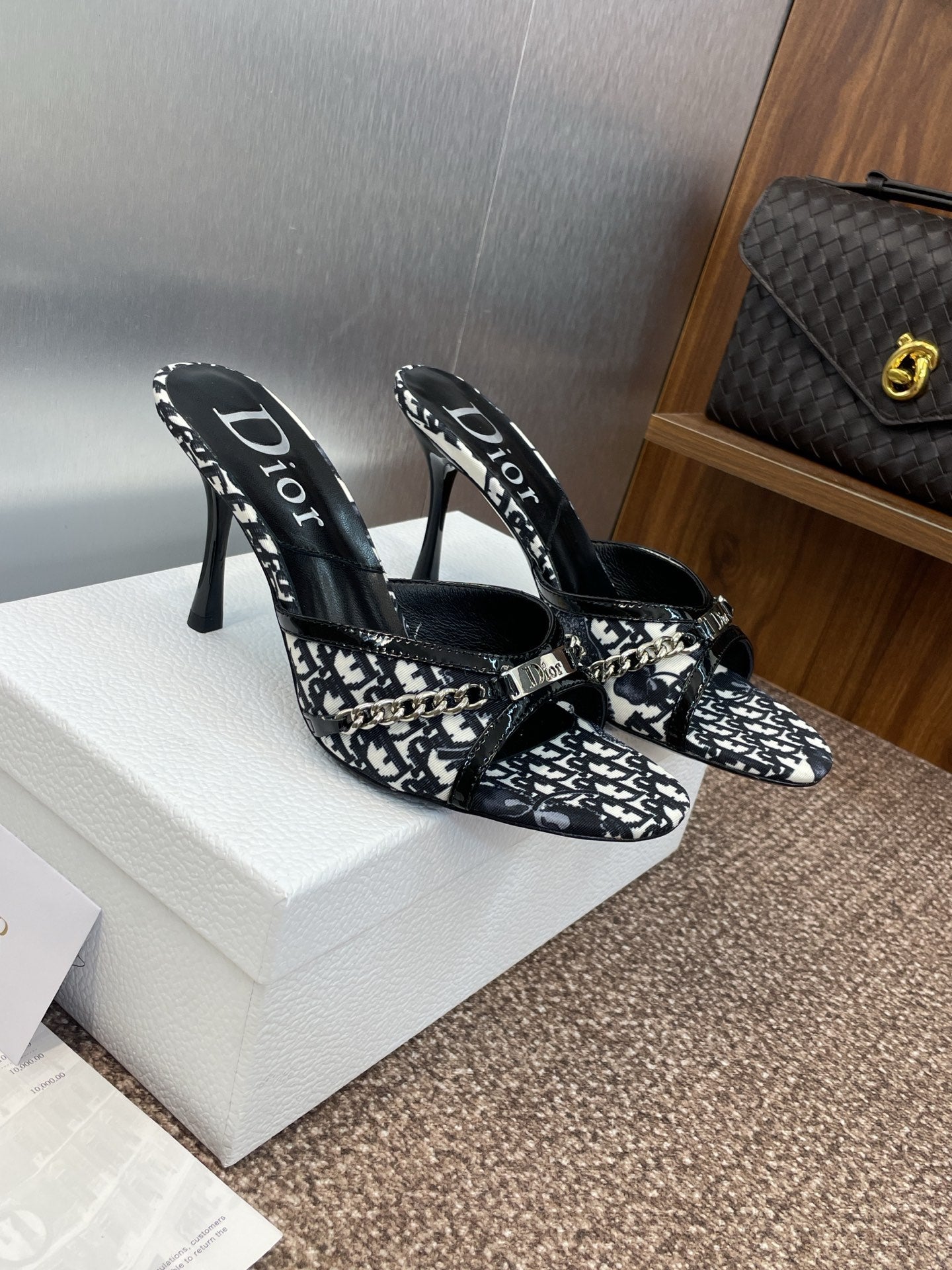 DIOR 25S HIGH HEELS PUNK 85MM IN BLACK WHITE CALFSKIN AND CANVAS - 35