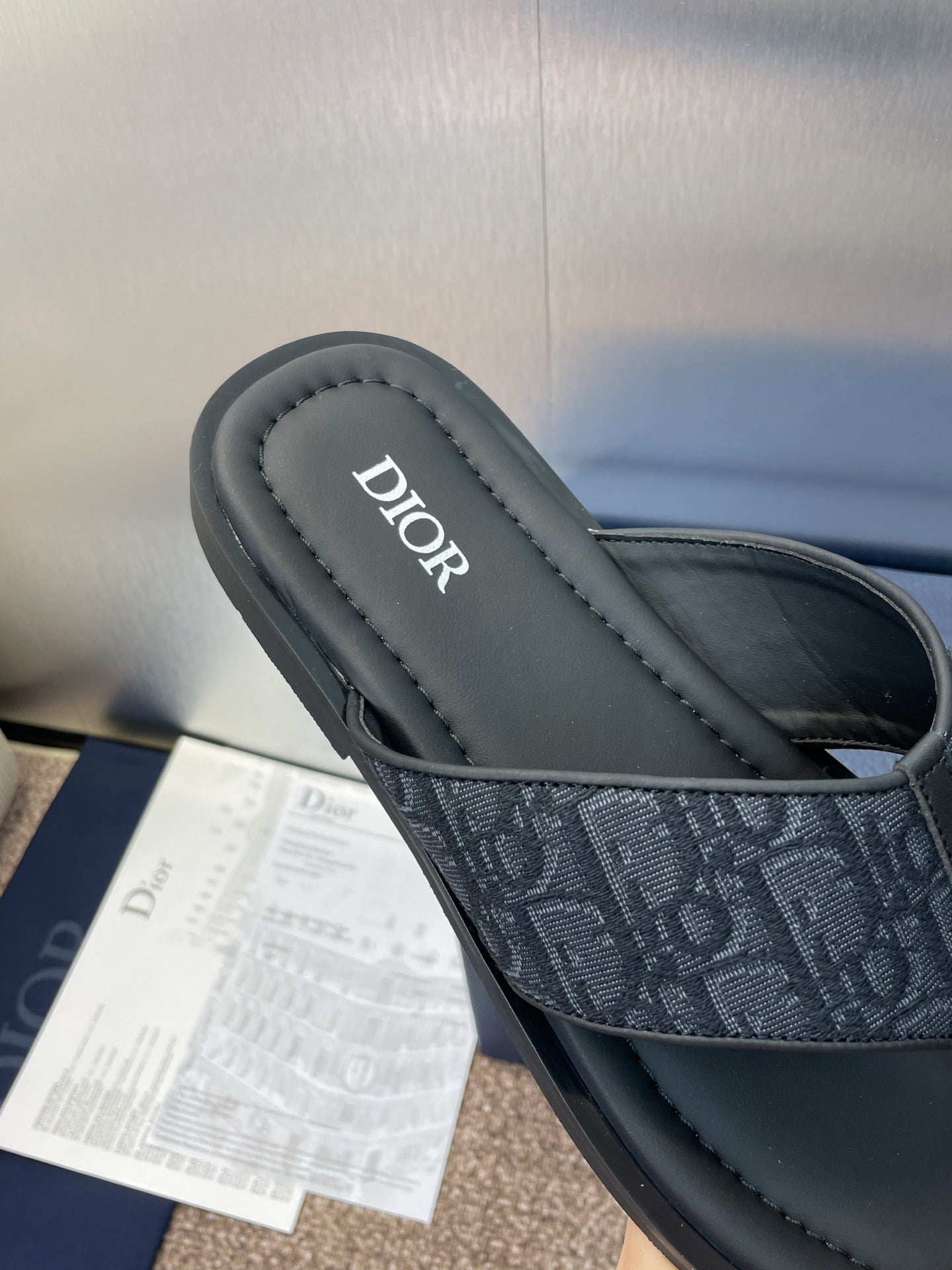 DIOR 25S ALIAS THONG SANDAL IN NAVY BLACK CALFSKIN AND CANVAS - 39