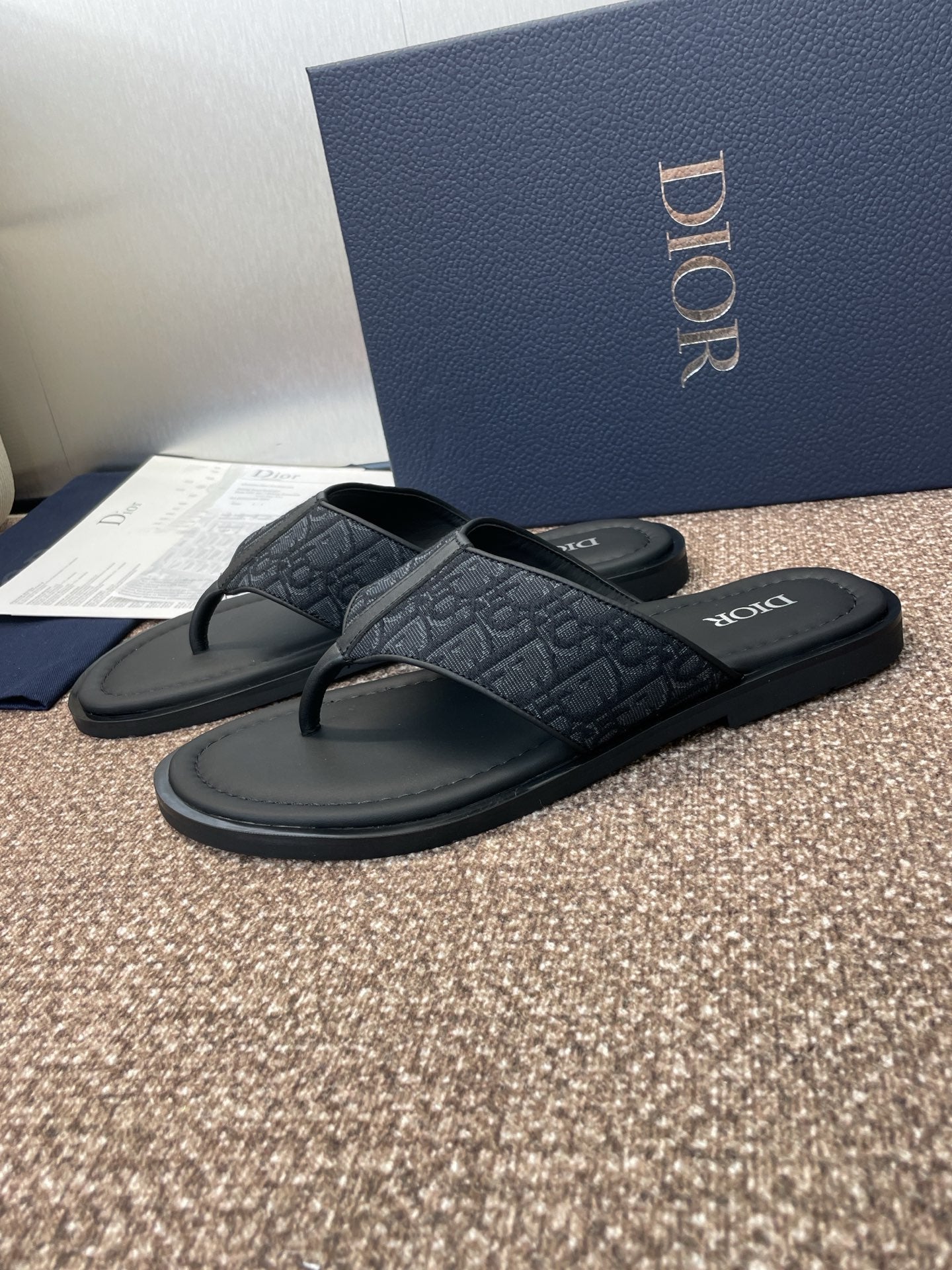 DIOR 25S ALIAS THONG SANDAL IN NAVY BLACK CALFSKIN AND CANVAS - 39