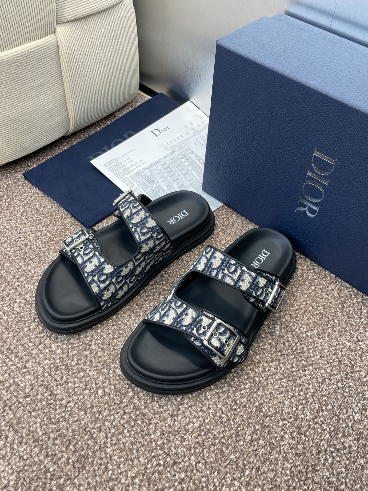 DIOR 25S DIORACT SLIDE IN DEEP BLUE CALFSKIN AND CANVAS SILVER HARDWARE - 39