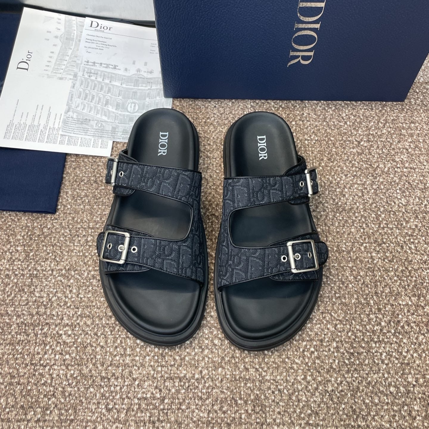 DIOR 25S DIORACT SLIDE IN BLACK CALFSKIN AND CANVAS SILVER HARDWARE - 39