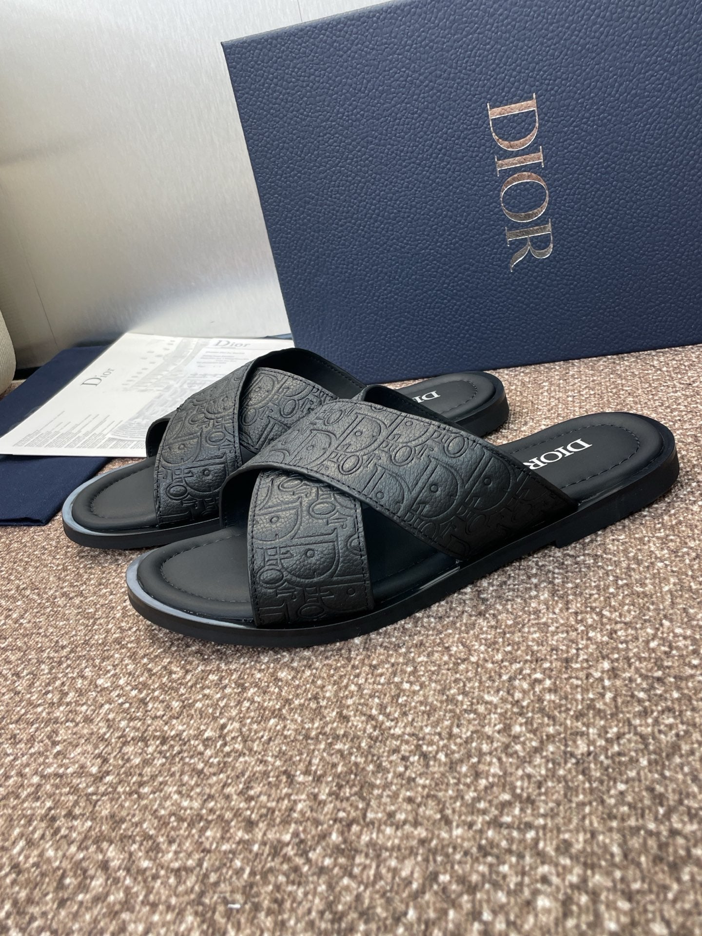 DIOR 25S ALIAS CROSS-STRAP SLIDES IN BLACK CALFSKIN - 39