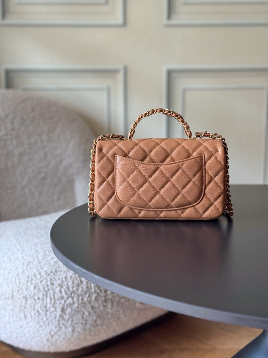 CHANEL 25S СУМКА FLAP BAG 20 СМ ЗІ СВІТЛО-КОРИЧНЕВОЇ ІКРЯНОЇ ШКІРИ ІЗ ЗОЛОТОЮ ФУРНІТУРОЮ