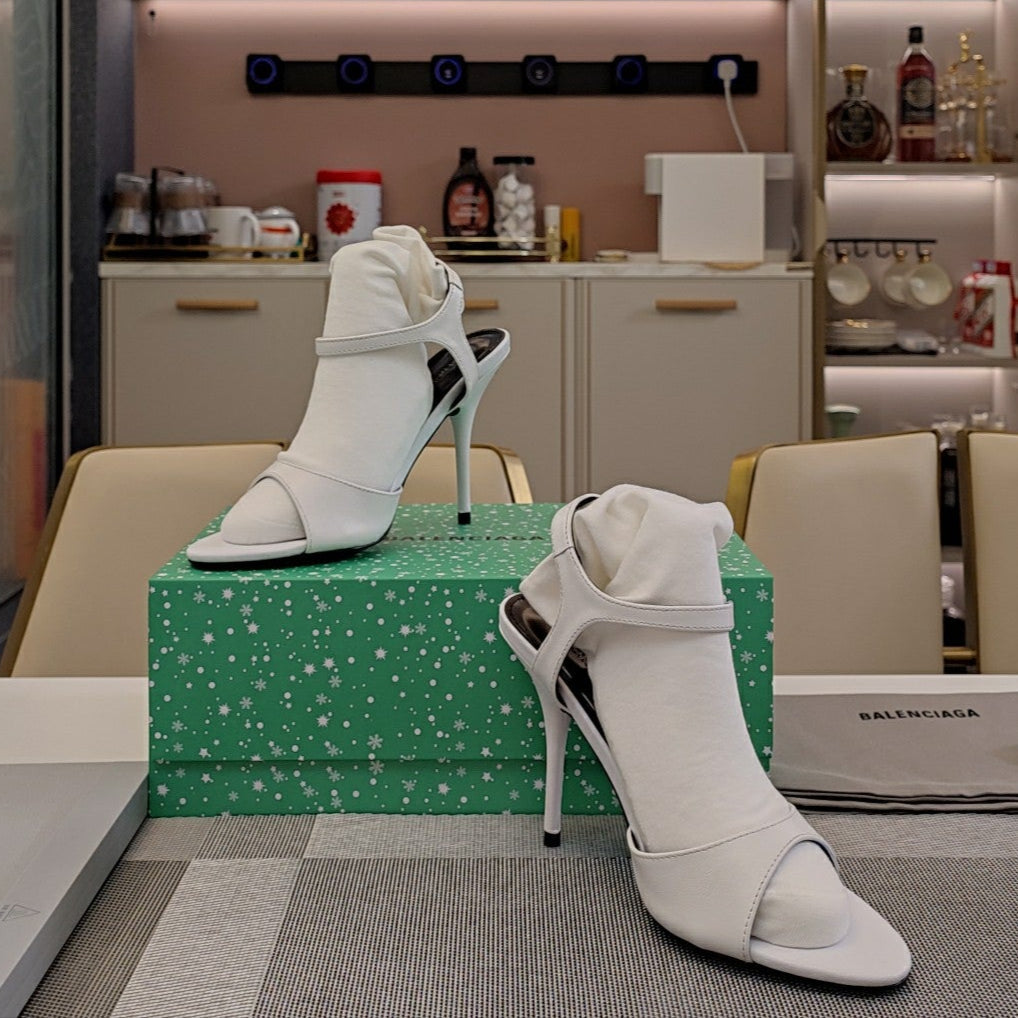OPEN TOE STRAPPY HIGH HEEL IN WHITE CALFSKIN - 34