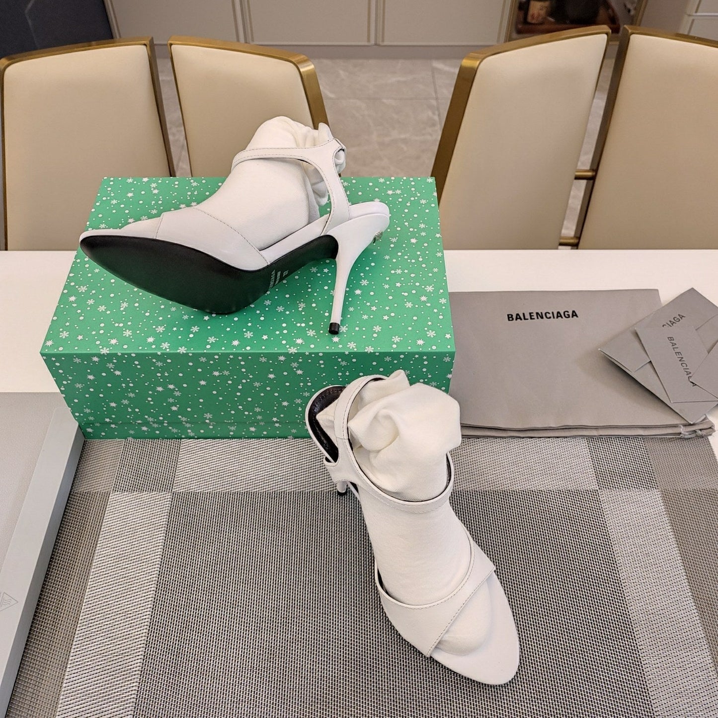 OPEN TOE STRAPPY HIGH HEEL IN WHITE CALFSKIN - 34
