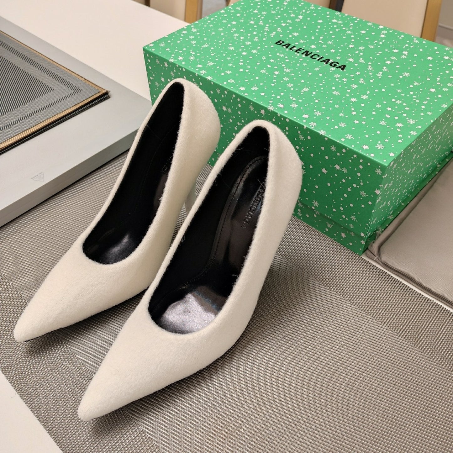 HIGH HEEL PUMPS 90MM IN WHITE WOOL - 34
