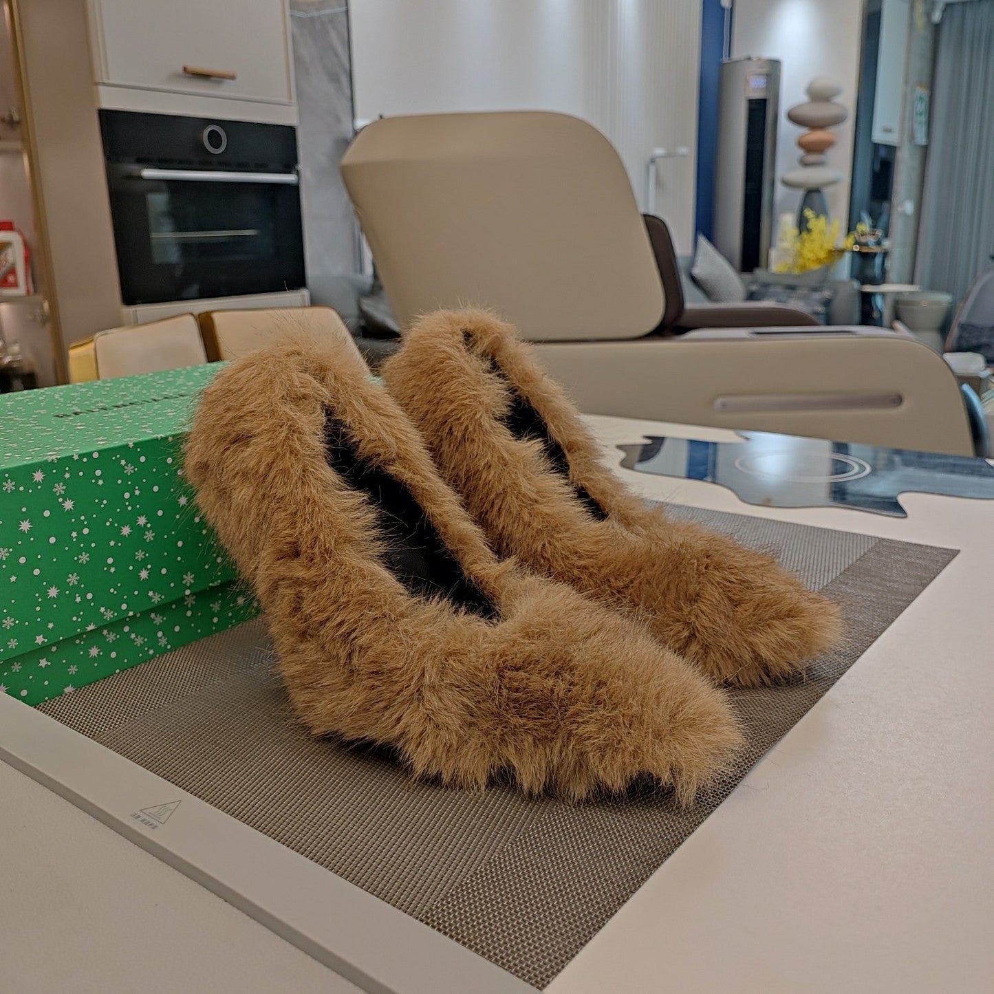 FURRY PUMPS 90MM IN BROWN FOX FUR - 34
