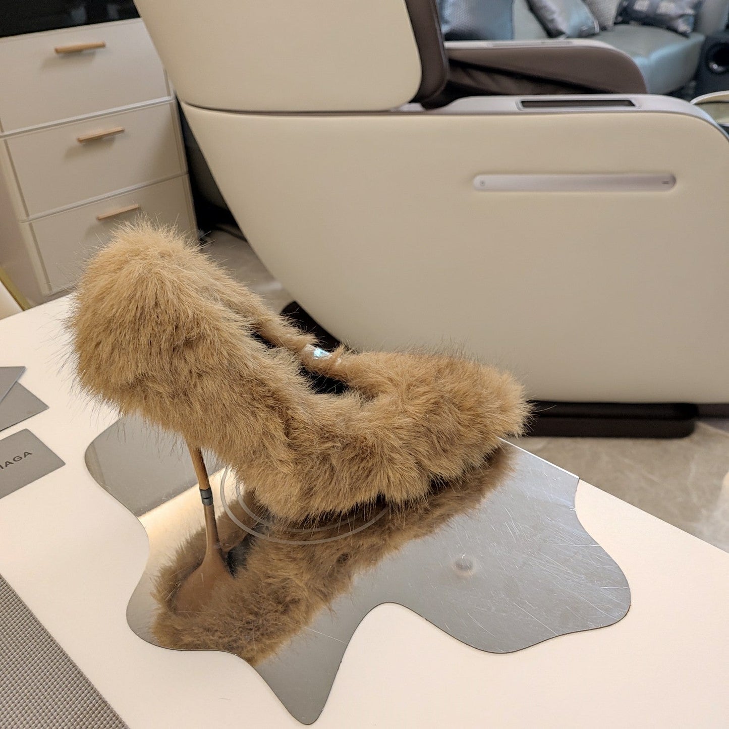 FURRY PUMPS 90MM IN BROWN FOX FUR - 34
