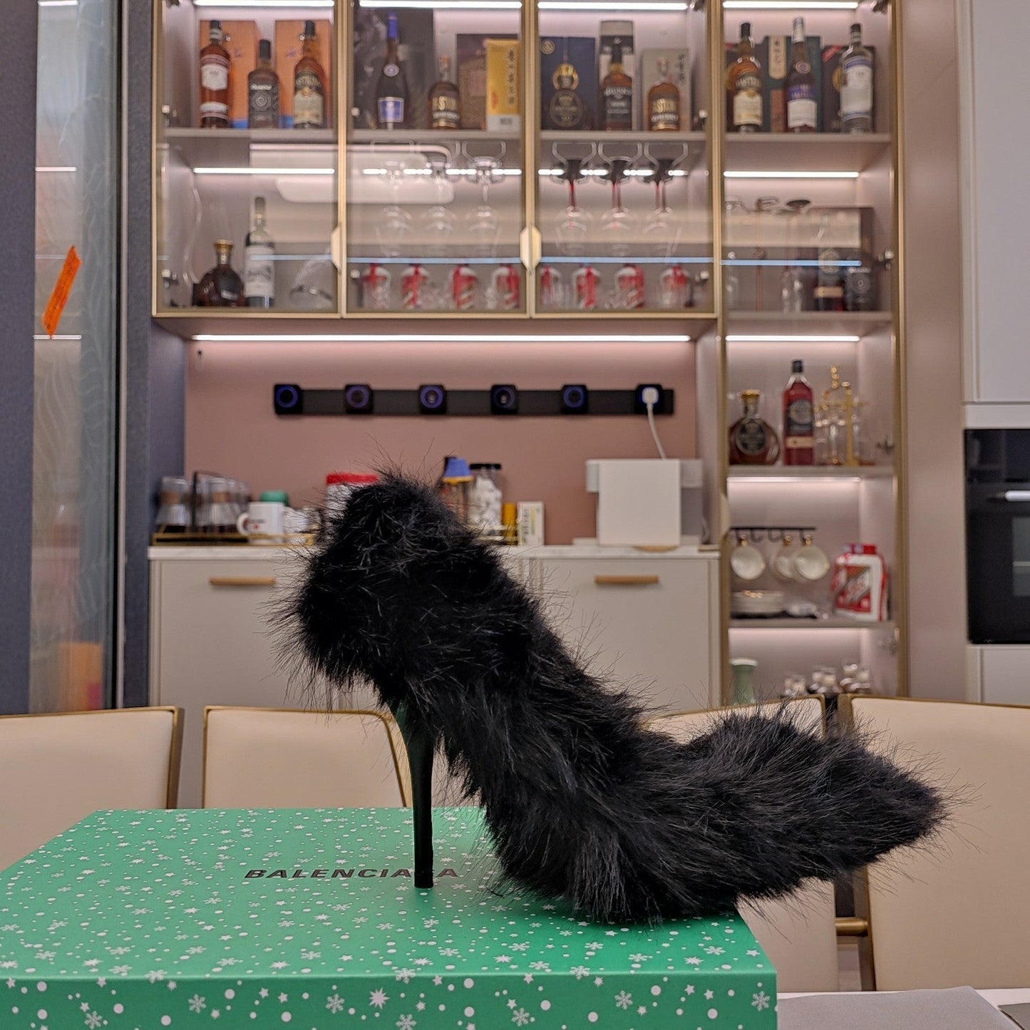 FURRY PUMPS 90MM IN BLACK FOX FUR - 34