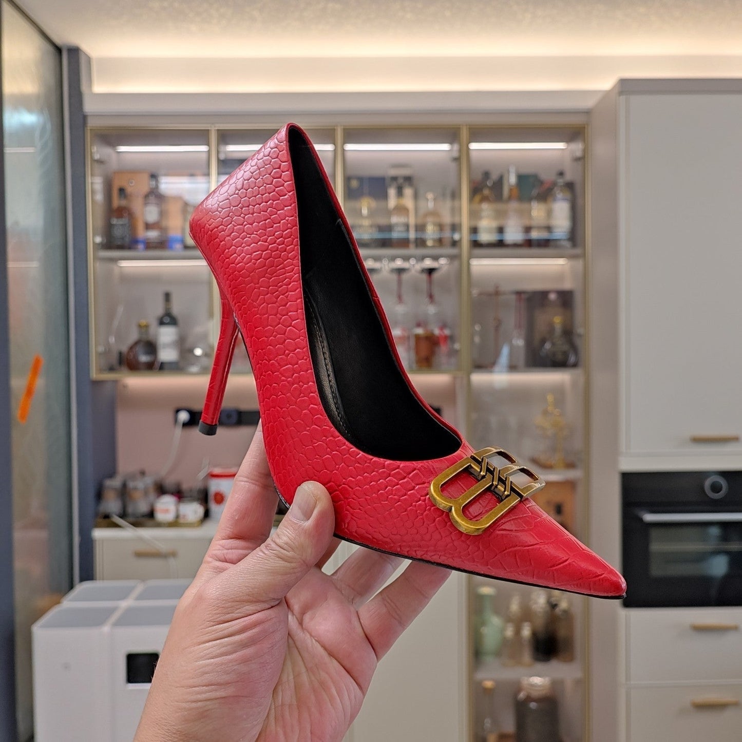 POINTED BB GOLD BUCKLE HIGH PUMPS IN RED CROCODILE PATTERN CALFSKIN - 34
