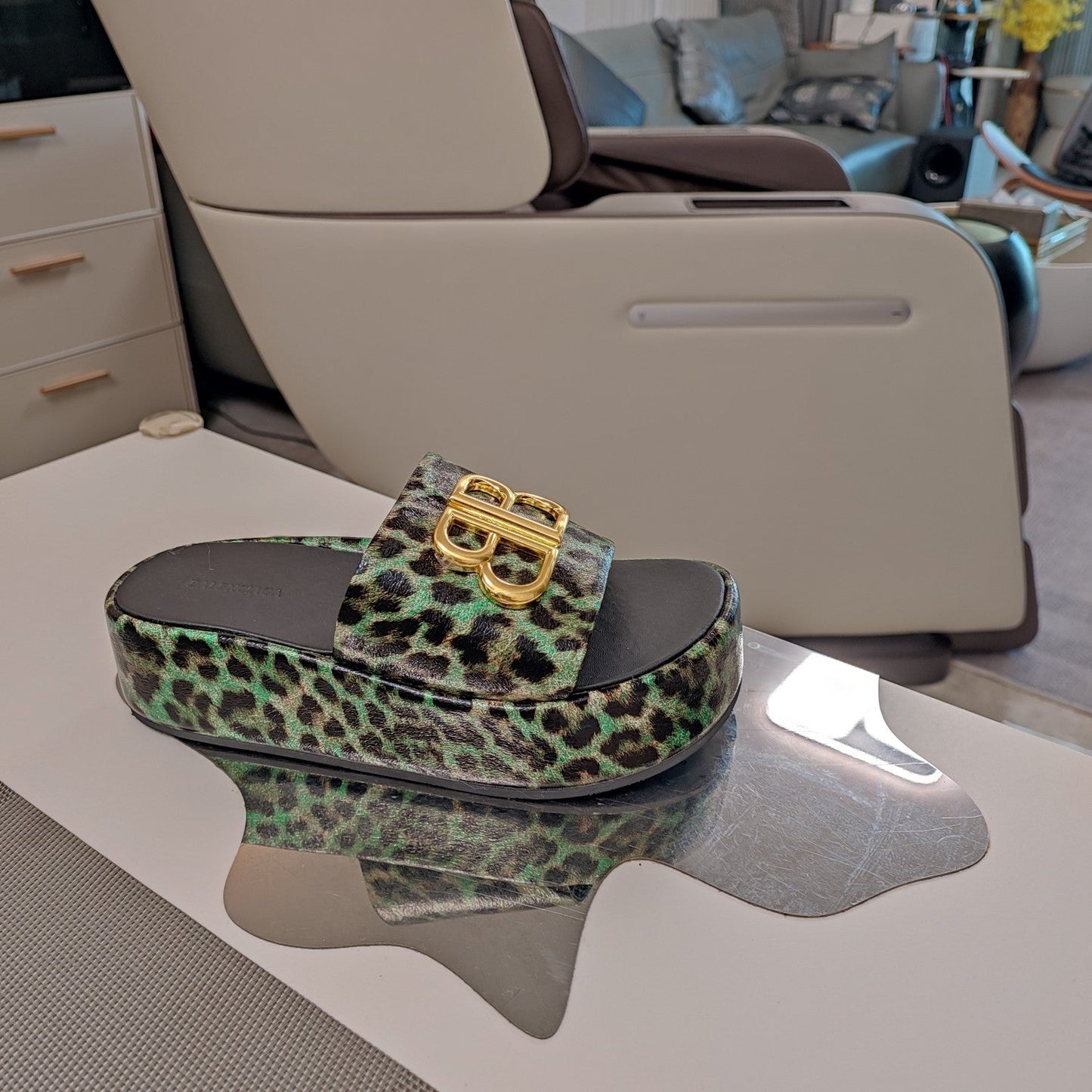 RISE SANDAL THICK-SOLED IN LIGHT GREEN LEOPARD PRINT CALFSKIN - 34