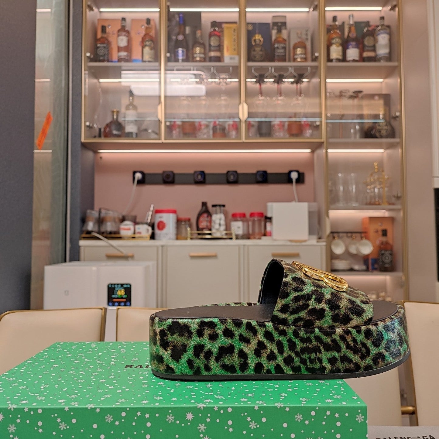 RISE SANDAL THICK-SOLED IN LIGHT GREEN LEOPARD PRINT CALFSKIN - 34