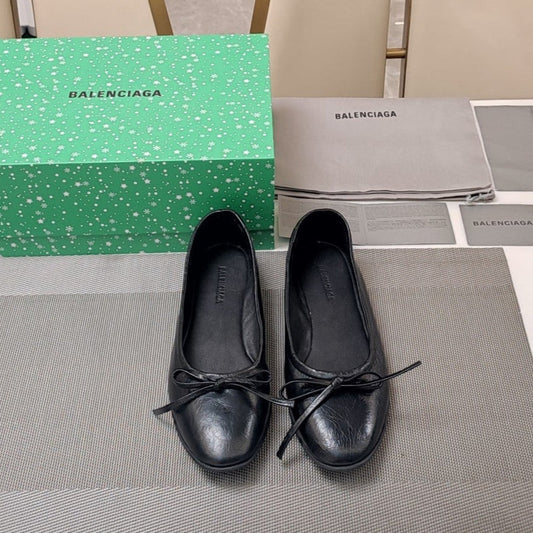 RHINESTONE BALLET FLATS WITH BOW IN BLACK WAX-OIL SHEEPSKIN - 34