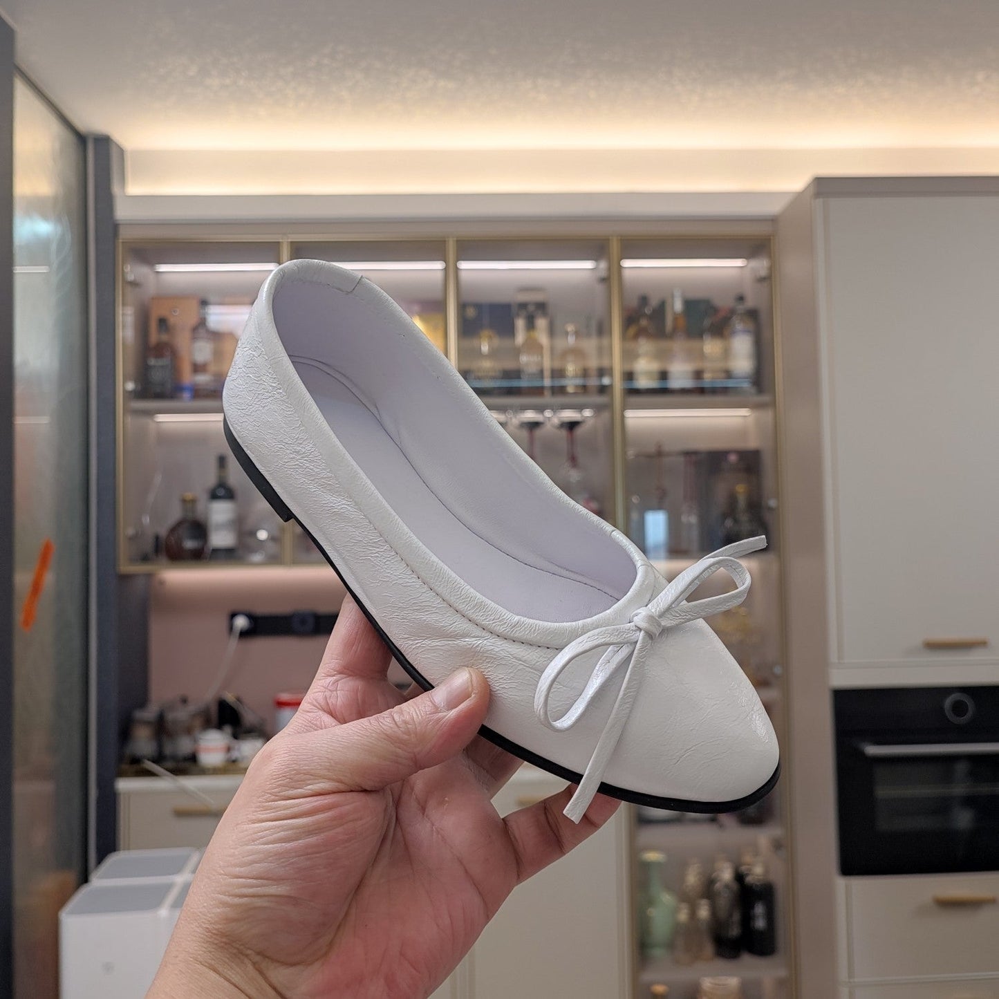 RHINESTONE BALLET FLATS WITH BOW IN WHITE WAX-OIL SHEEPSKIN - 34