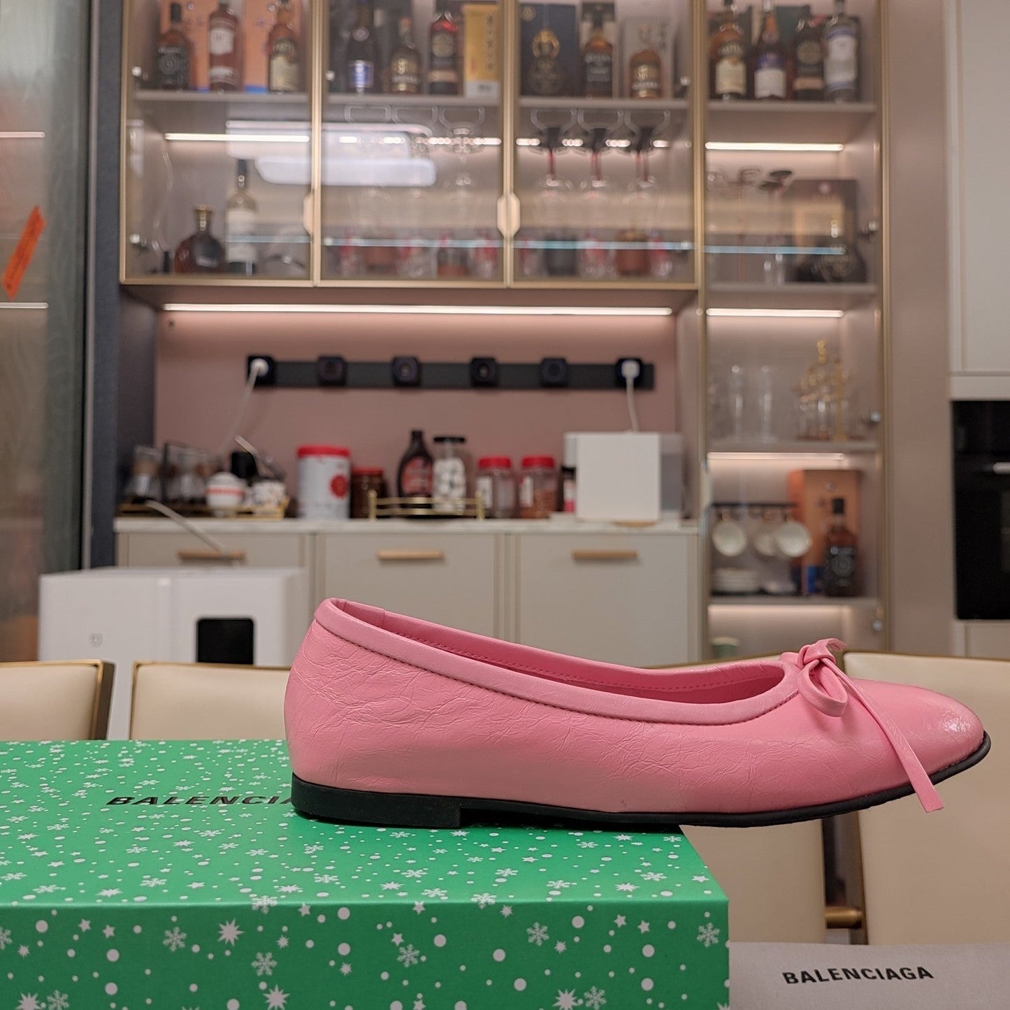 RHINESTONE BALLET FLATS WITH BOW IN SEA PINK WAX-OIL SHEEPSKIN - 34