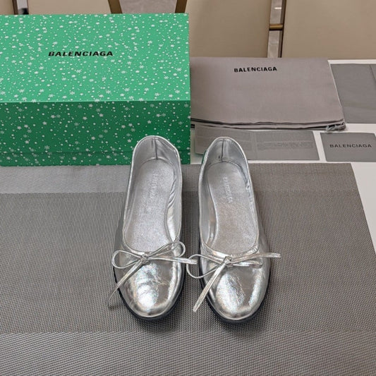 RHINESTONE BALLET FLATS WITH BOW IN SILVER WAX-OIL SHEEPSKIN - 34
