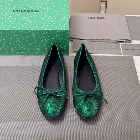 RHINESTONE BALLET FLATS WITH BOW IN FUN GREEN SHEEPSKIN - 34