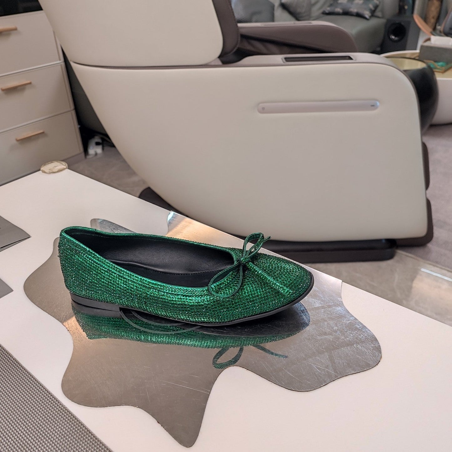 RHINESTONE BALLET FLATS WITH BOW IN FUN GREEN SHEEPSKIN - 34