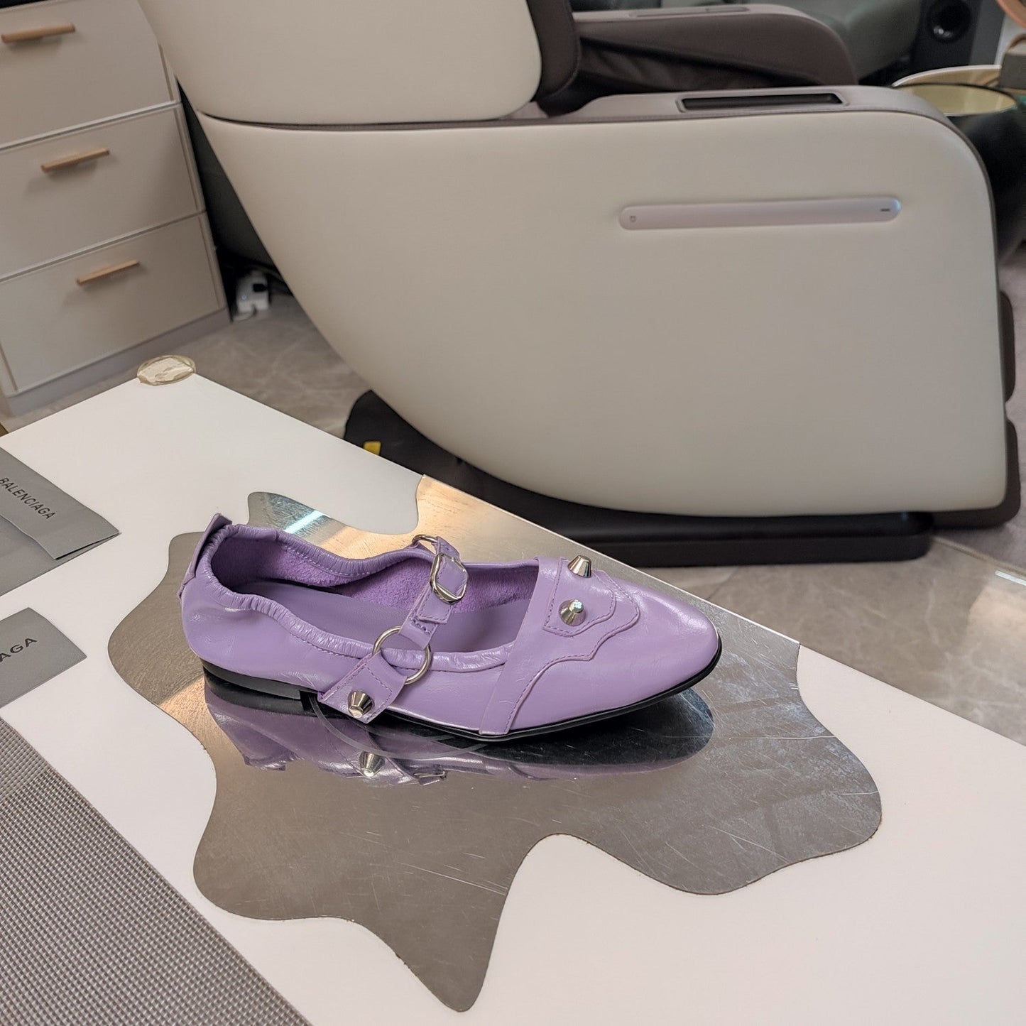 STUDDED MARY JANE FLATS IN LAVENDER SHINY LAMBSKIN - 34