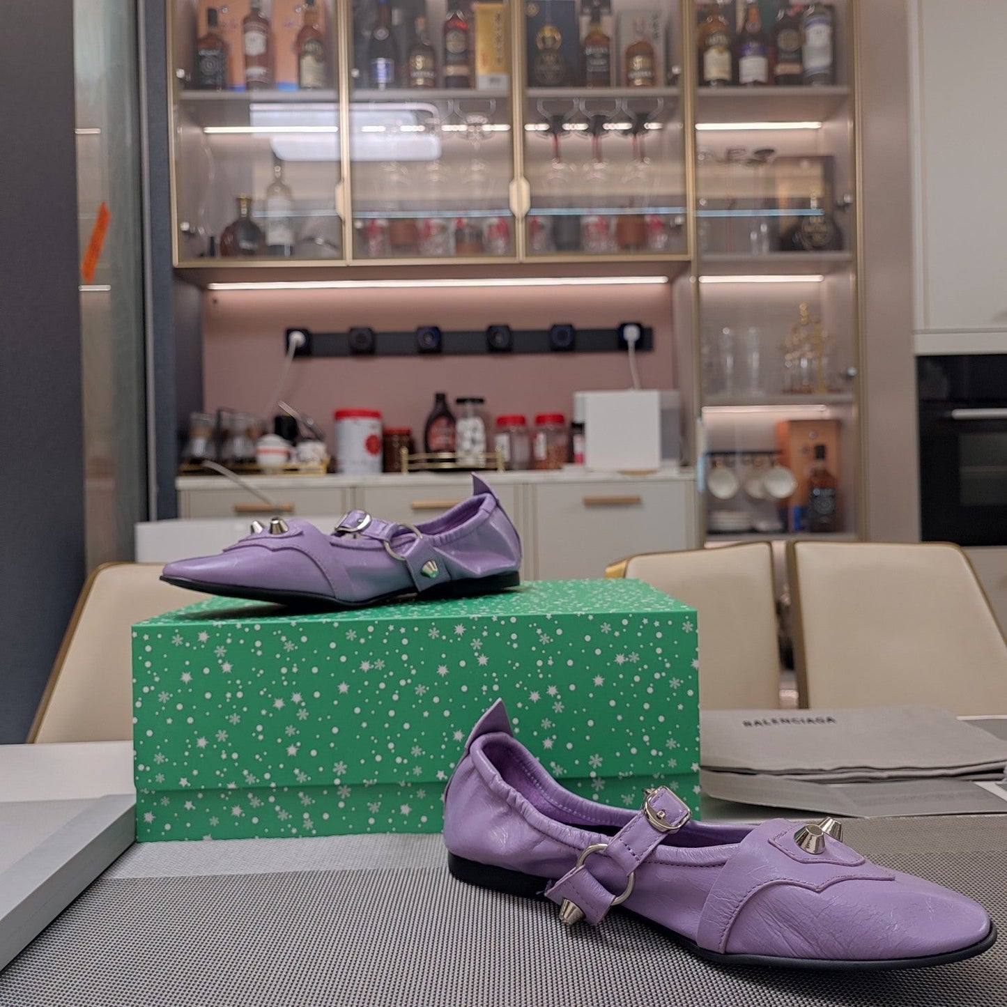 STUDDED MARY JANE FLATS IN LAVENDER SHINY LAMBSKIN - 34