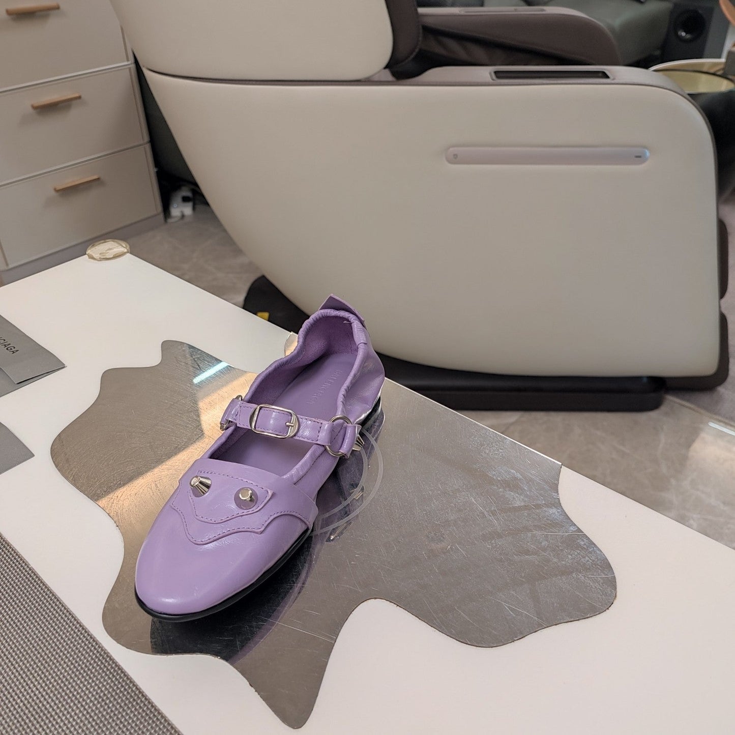 STUDDED MARY JANE FLATS IN LAVENDER SHINY LAMBSKIN - 34