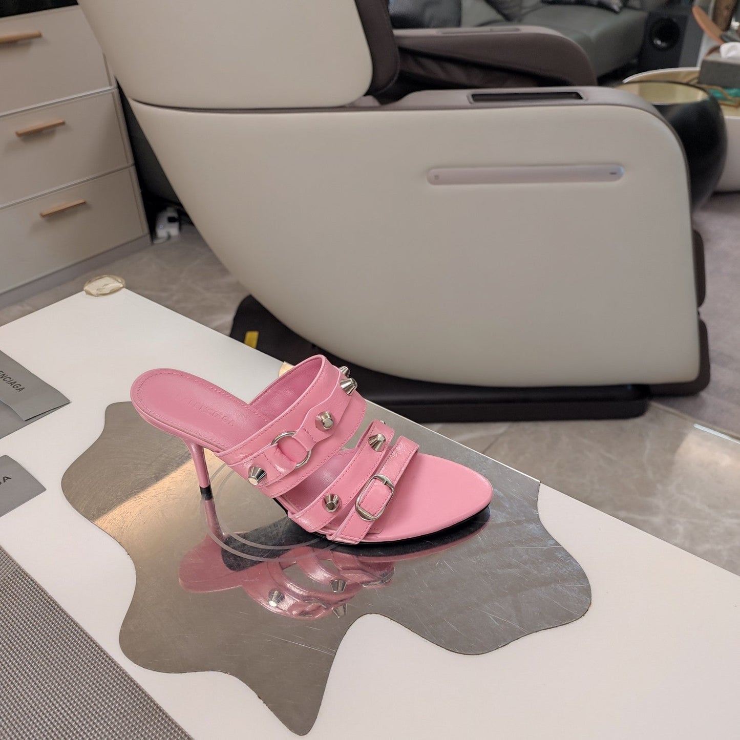 STRAPPY HIGH-HEELED SANDALS IN WEWAK PINK STUDDED WAX-OIL SHEEPSKIN - 34
