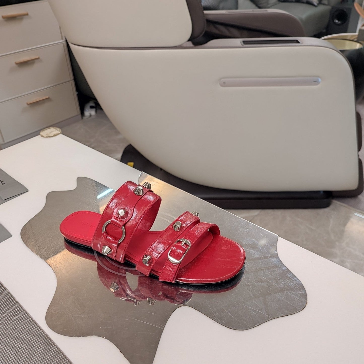 STRAPPY FLAT SANDALS IN RED STUDDED WAX-OIL SHEEPSKIN - 34