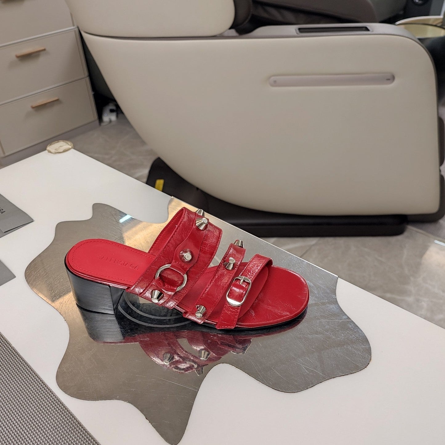 STRAPPY MEDIUM HEELED SANDALS IN RED STUDDED WAX-OIL SHEEPSKIN - 34