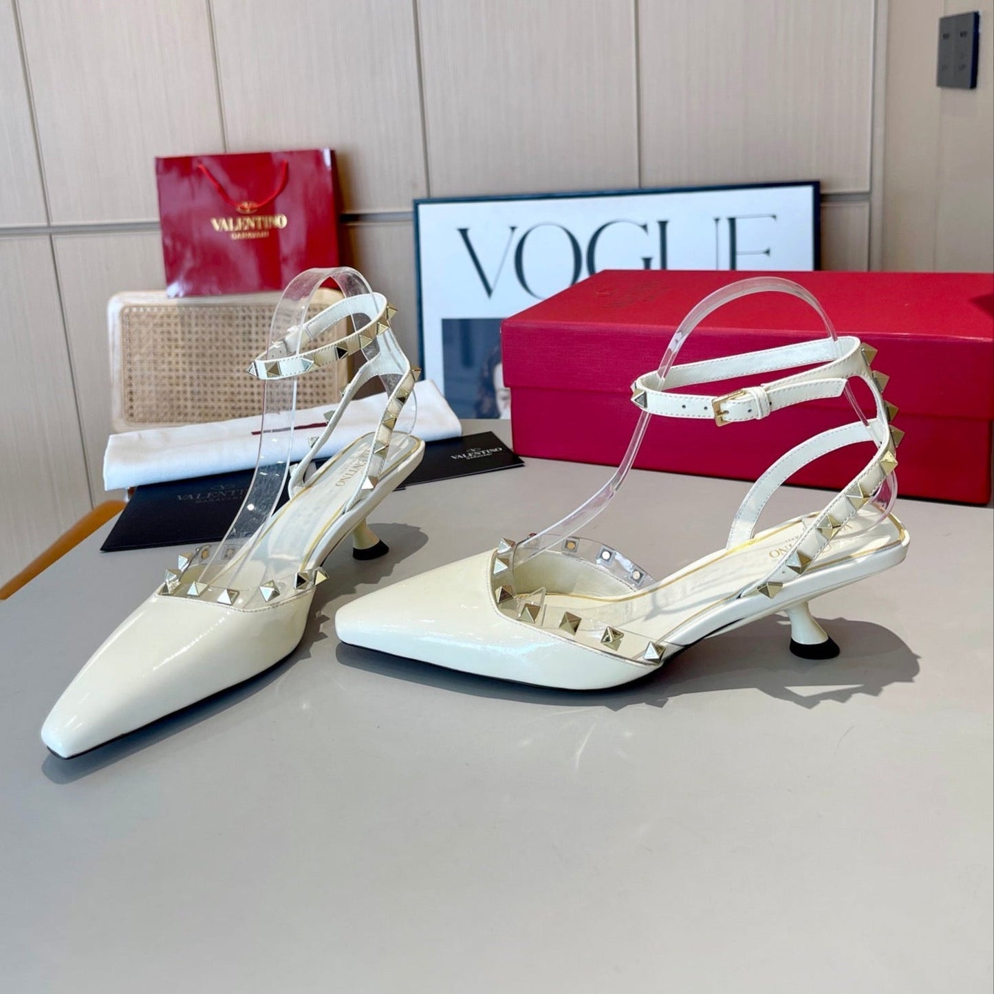 ROCKSTUD CAGED SLINGBACKS 5 CM IN WHITE CALFSKIN - 34