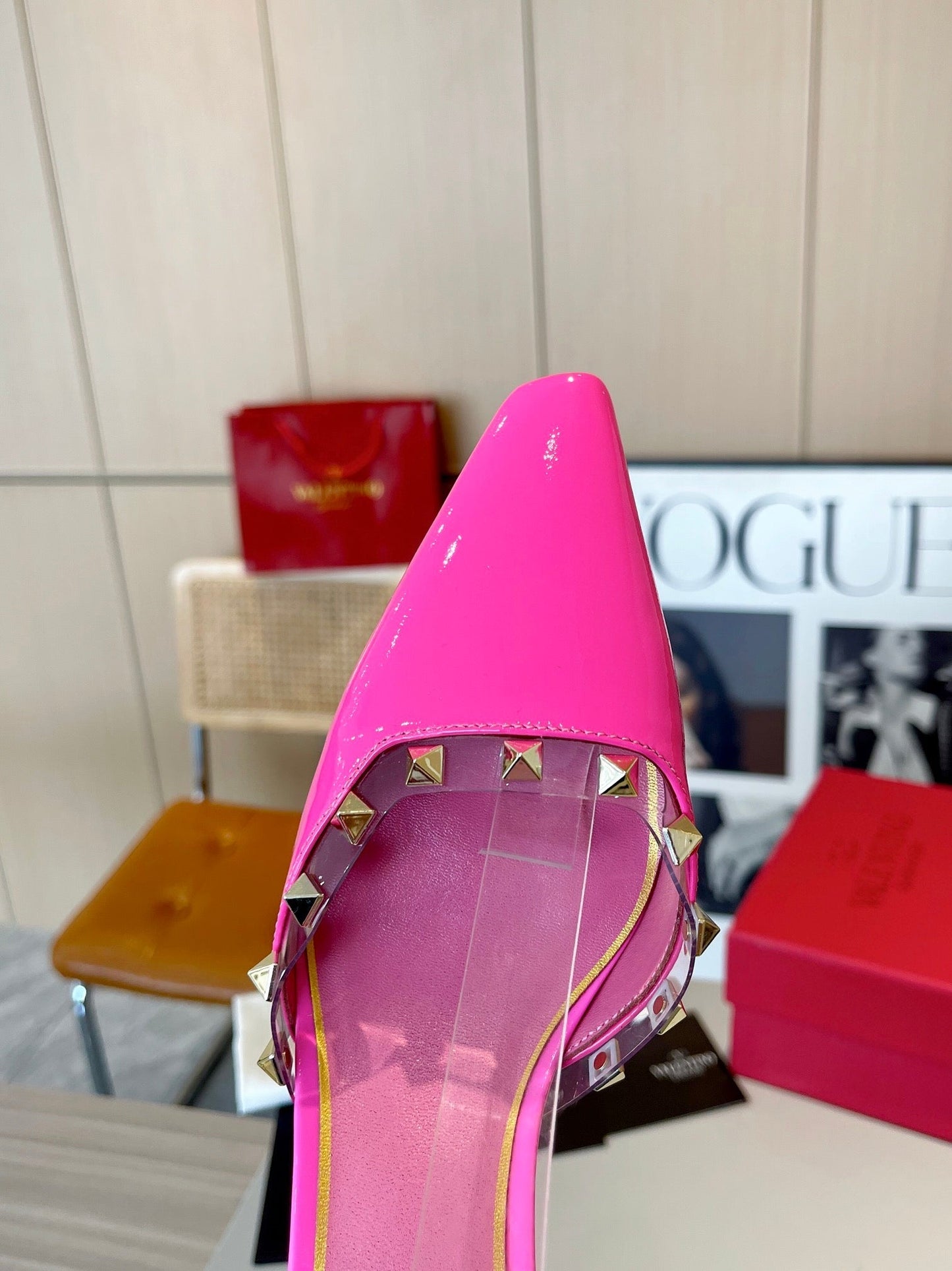 ROCKSTUD CAGED SLINGBACKS 5 CM IN DEEP PINK CALFSKIN - 34