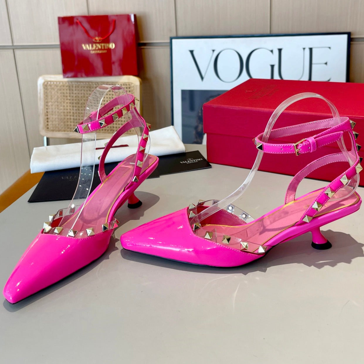 ROCKSTUD CAGED SLINGBACKS 5 CM IN DEEP PINK CALFSKIN - 34