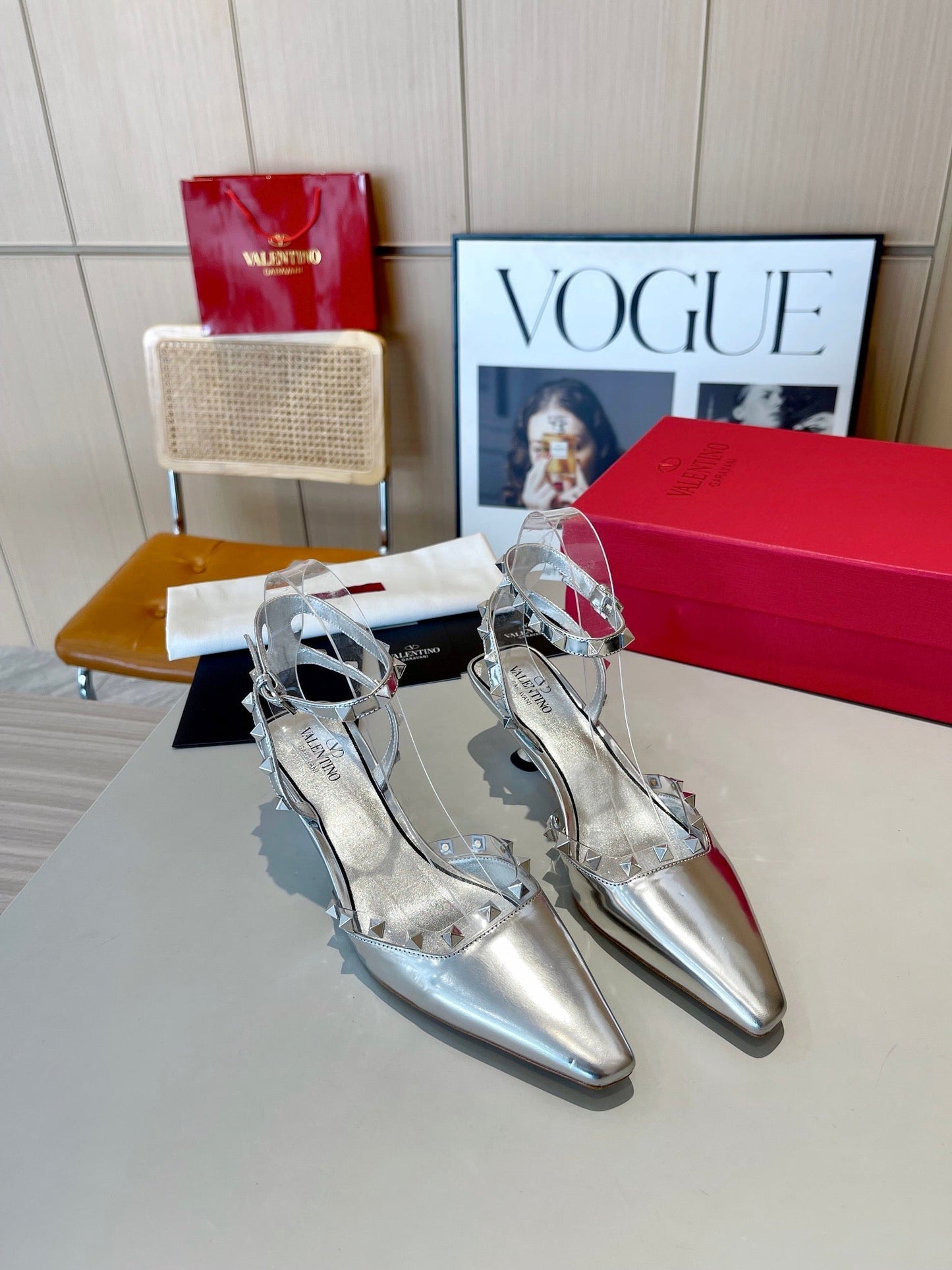 ROCKSTUD CAGED SLINGBACKS 5 CM IN SILVER CALFSKIN - 34