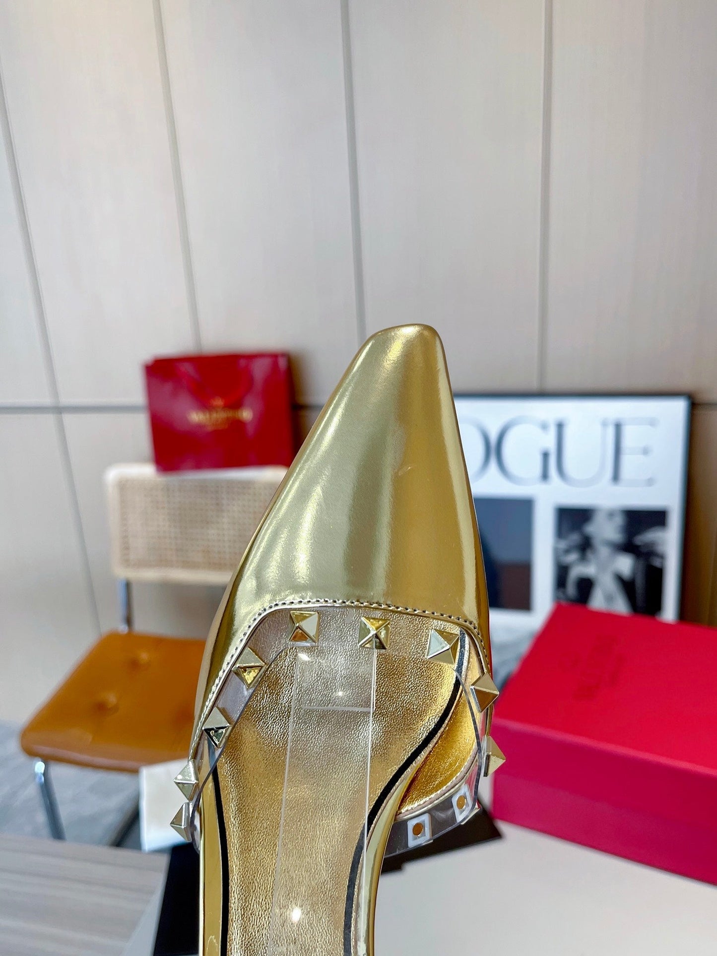 ROCKSTUD CAGED SLINGBACKS 5 CM IN GOLD CALFSKIN - 34