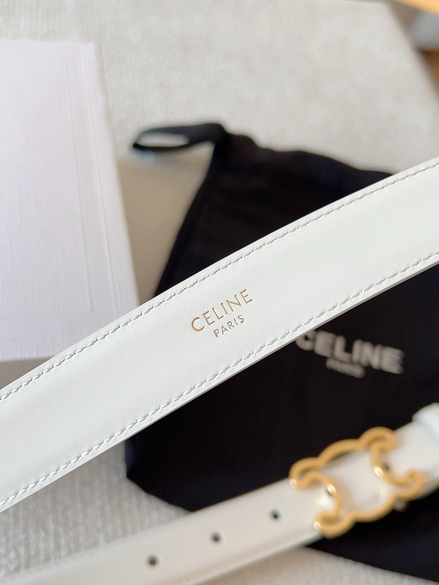 CELINE 25S TRIOMPHE BELT 25MM IN WHITE CALFSKIN GOLD HARDWARE 585788 - 26 - 28