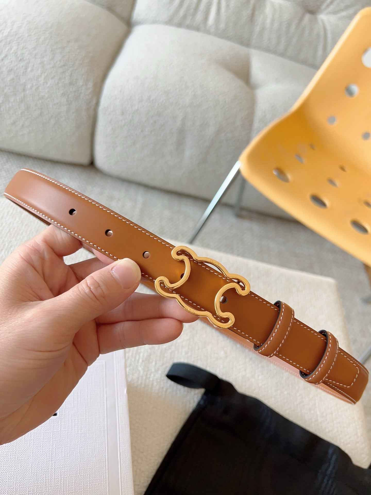 CELINE 25S TRIOMPHE BELT 25MM IN CARAMEL CALFSKIN GOLD HARDWARE 585789 - 26 - 28