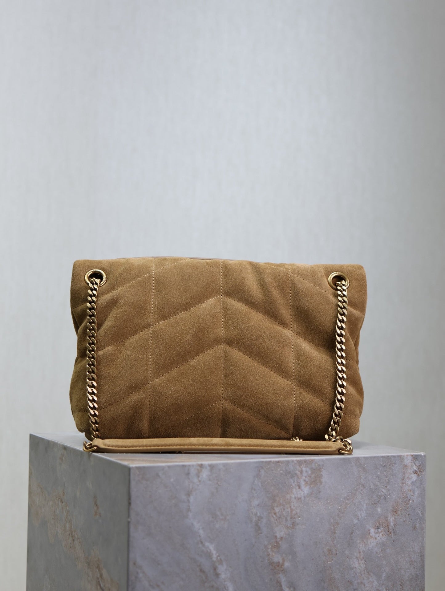YSL 25S LOULOU PUFFER MM 29 IN TAN BROWN SUEDE GOLD HARDWRE