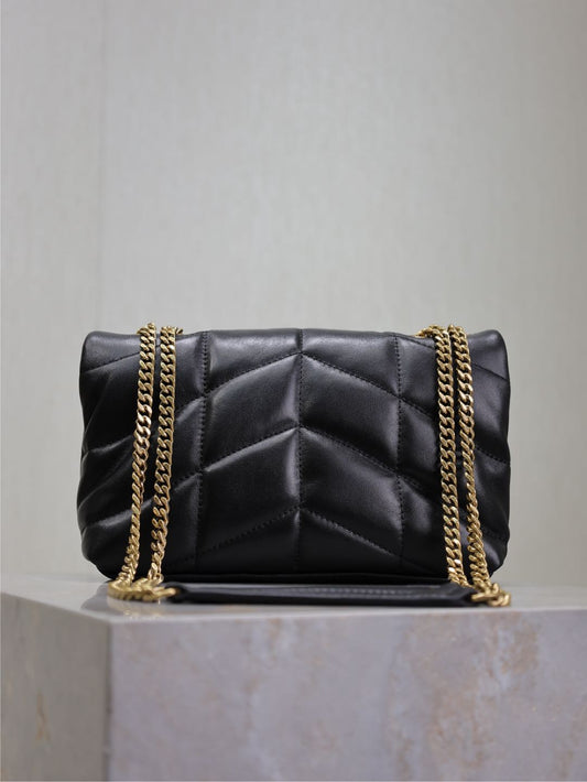 YSL 25S LOULOU PUFFER MINI 23 З ЧОРНОЇ ТЕЛЯЧОЇ ШКІРИ З ФУРНІТУРОЮ ЗОЛОТОГО КОЛЬОРУ