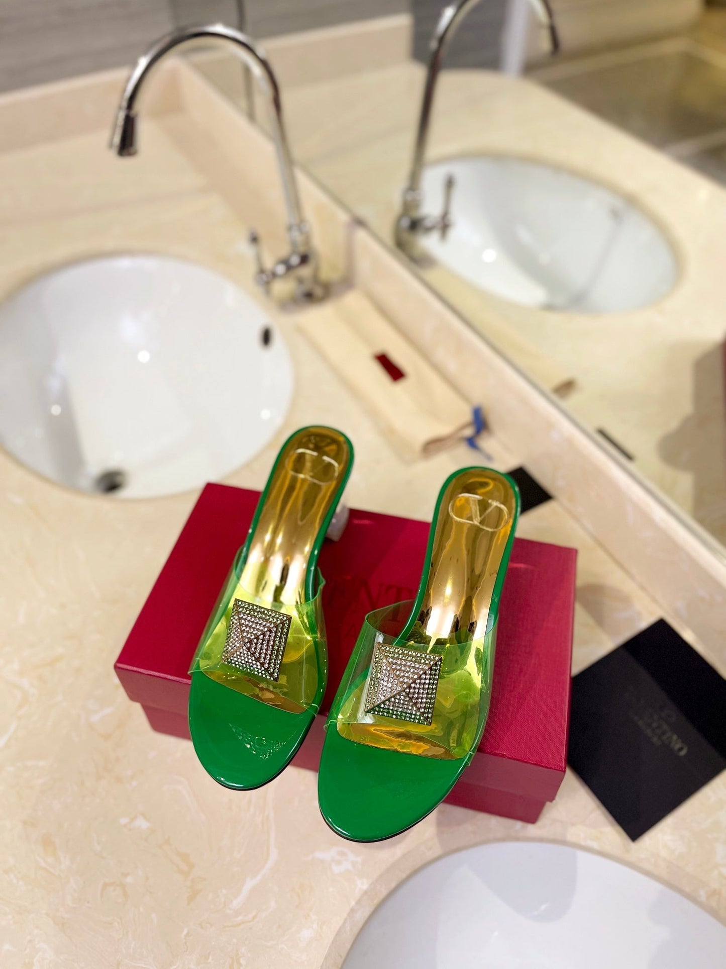 HIGH MULE 60MM IN SHAMROCK GREEN SHEEPSKIN AND TRANSPARENT PVC - 35