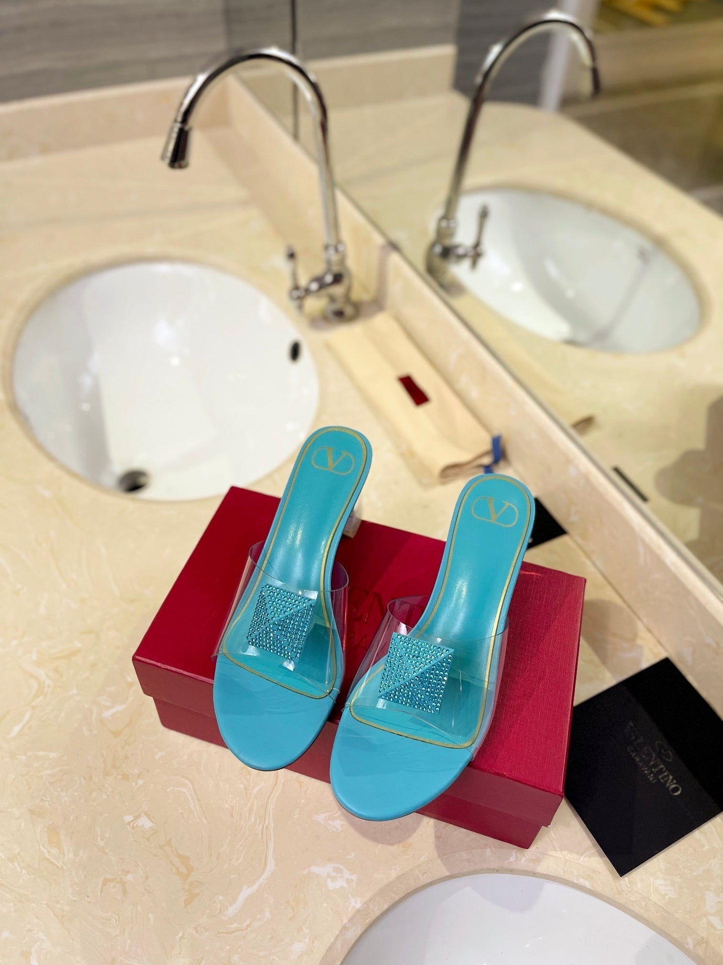 HIGH MULE 60MM IN AQUA BLUE SHEEPSKIN AND TRANSPARENT PVC - 35