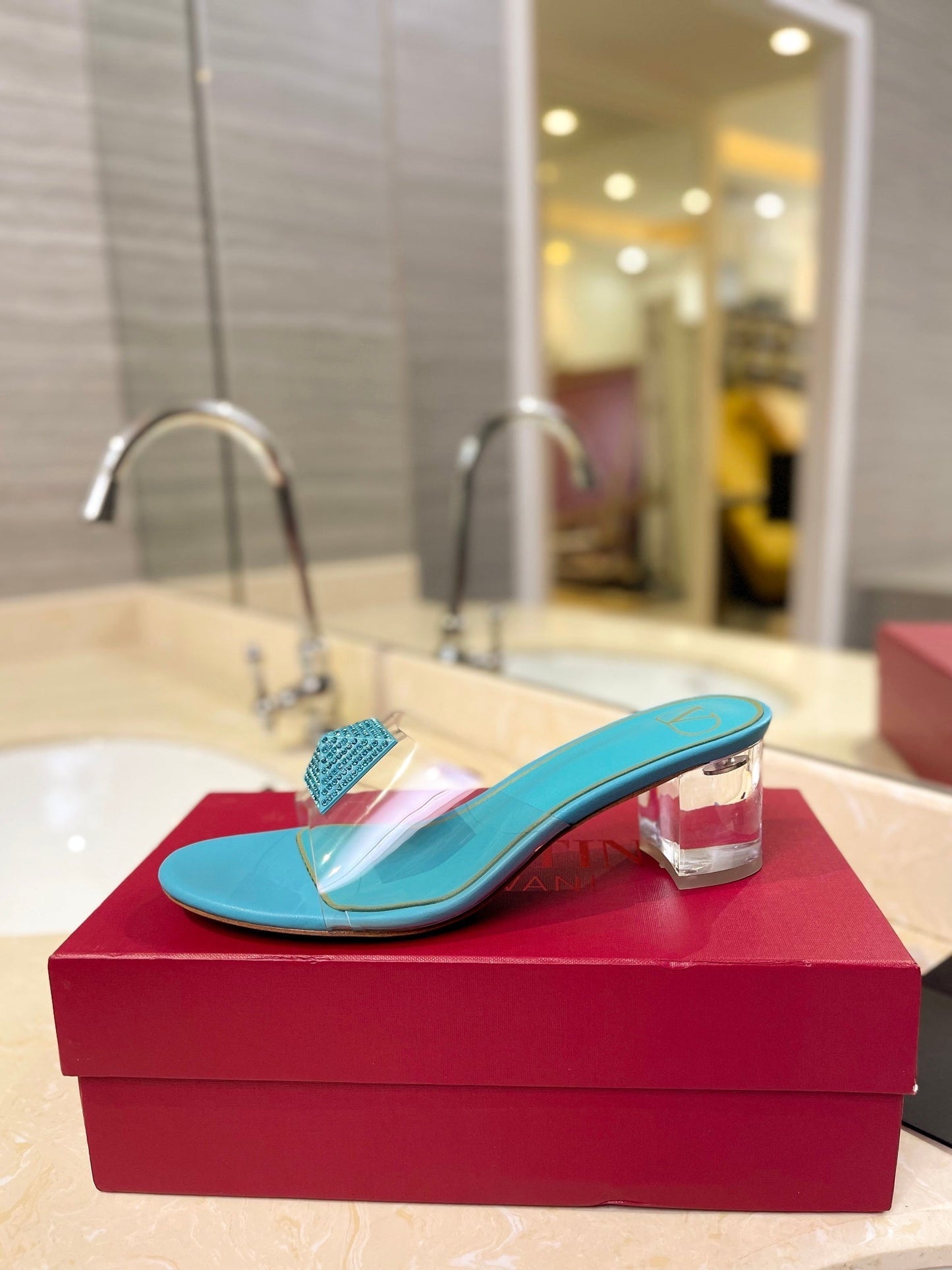 HIGH MULE 60MM IN AQUA BLUE SHEEPSKIN AND TRANSPARENT PVC - 35