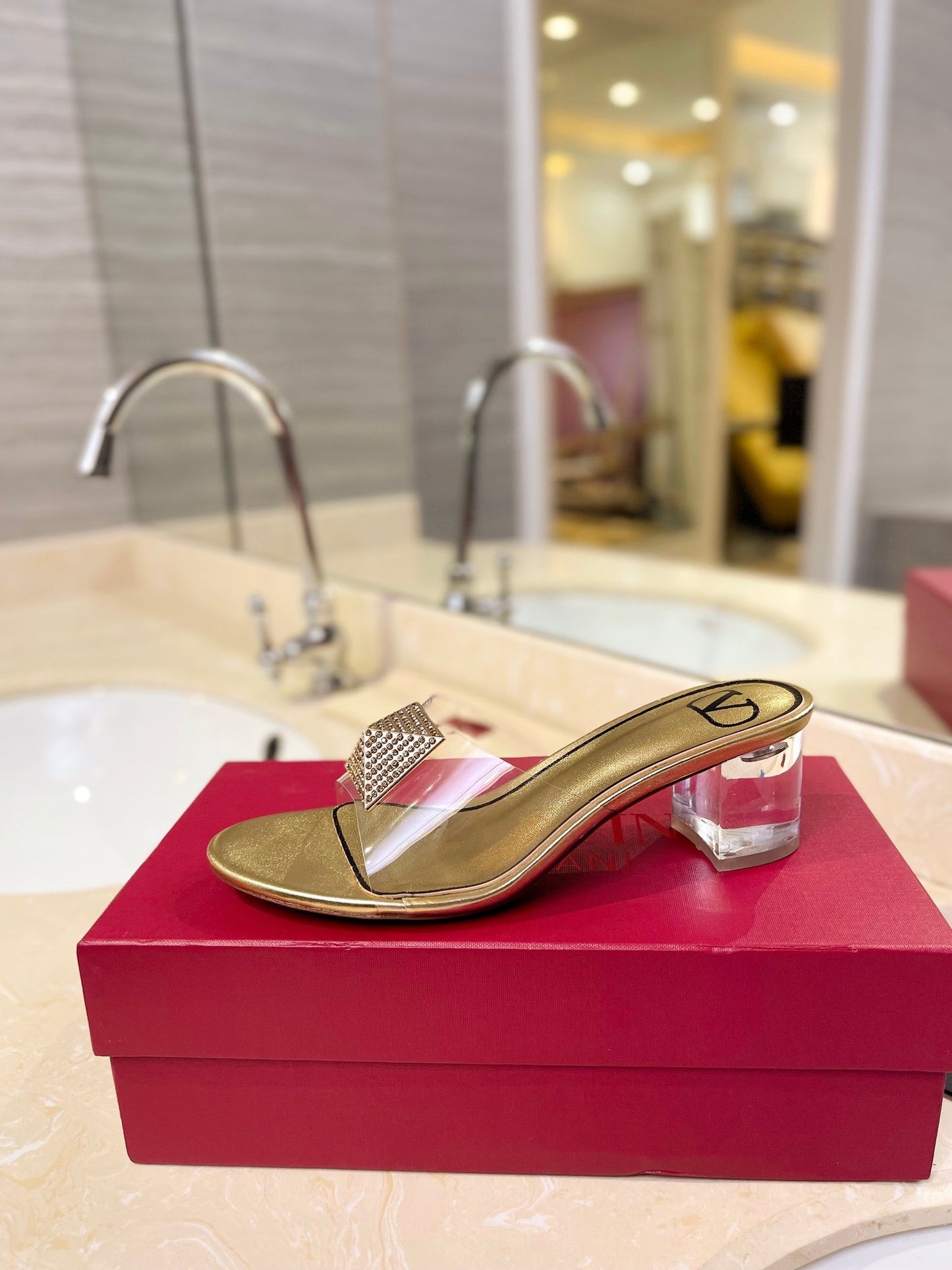 HIGH MULE 60MM IN GOLD SHEEPSKIN AND TRANSPARENT PVC - 35
