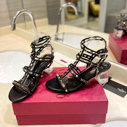 ROCKSTUD SANDAL WITH STRAP IN BLACK CALFSKIN 60 MM - 34