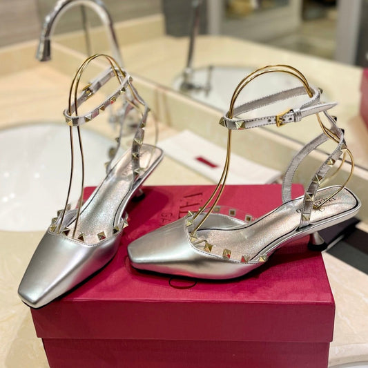 ROCKSTUD SLINGBACK IN SILVER CALFSKIN 50MM - 34