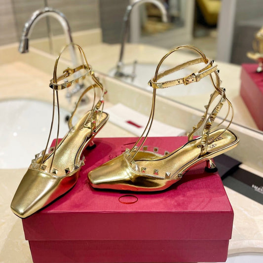 ROCKSTUD SLINGBACK IN GOLD CALFSKIN 50MM - 34
