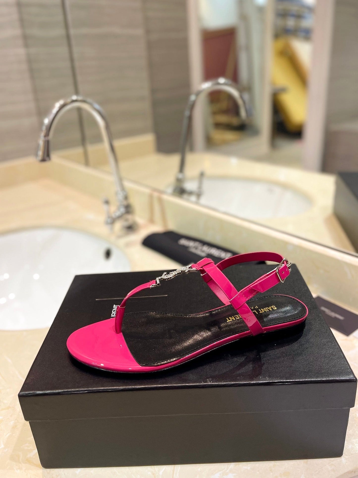 SL CASSANDRA SANDALS DEEP PINK POLISHED CALFSKIN - 35