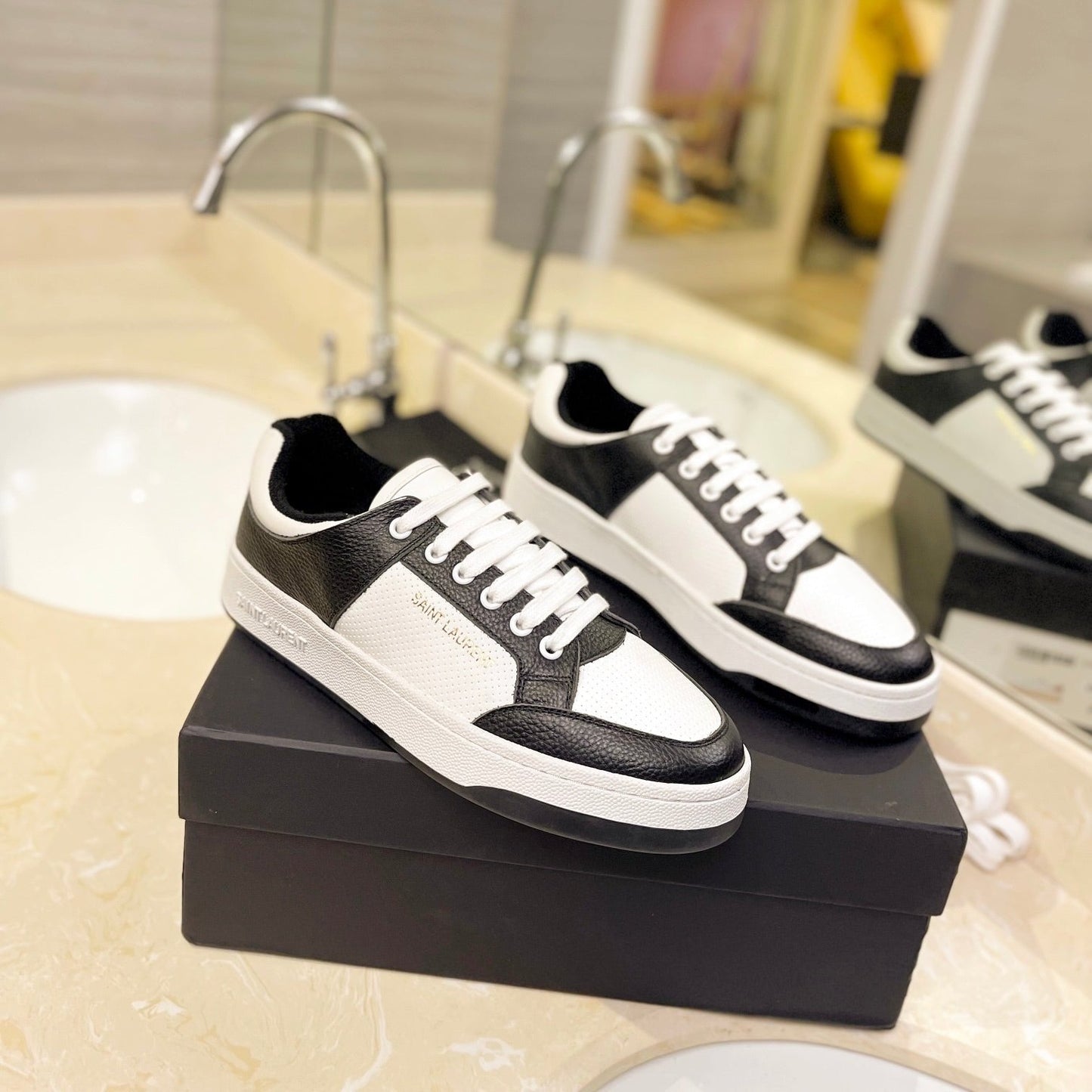SL SL/61 SNEAKERS WHITE-BLACK CALFSKIN - 35