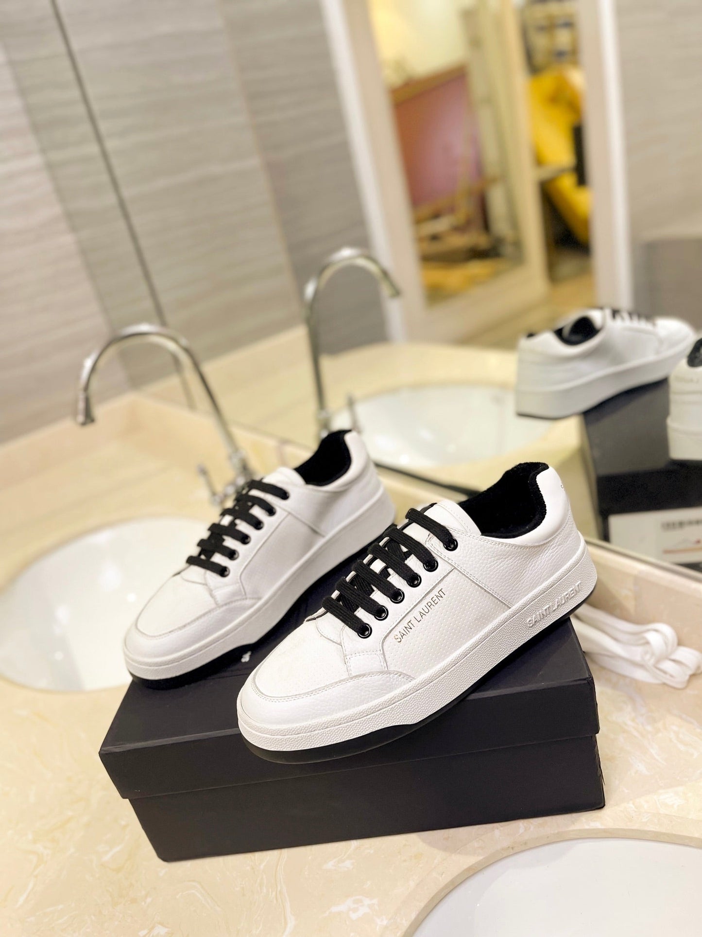 SL SL/61 SNEAKERS WHITE-BLACK LACES CALFSKIN - 35