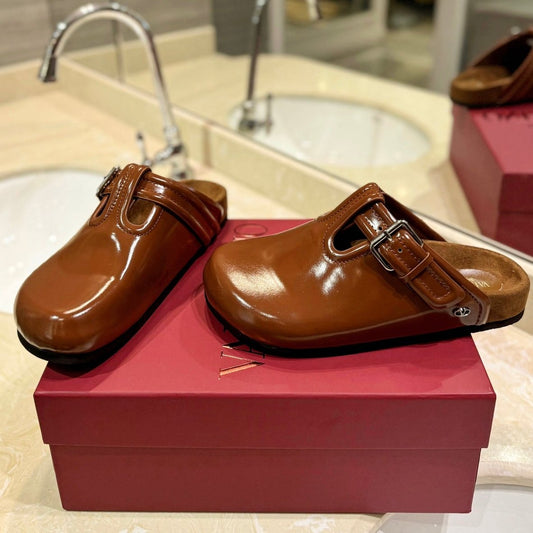 FUSSFRIEND BRONZE BROWN PATENT CALFSKIN LEATHER SABOT - 35