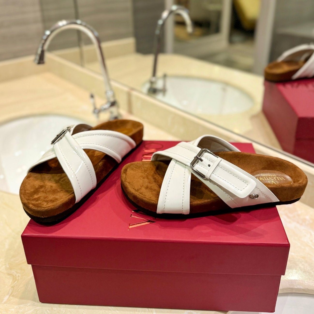 CROSSOVER - STRAP WHITE CALFSKIN SLIDE - 35