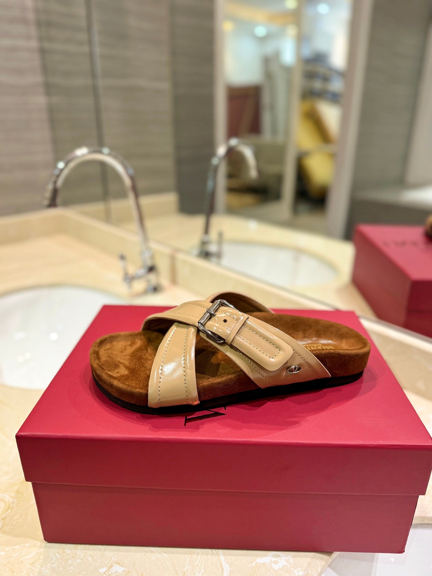 CROSSOVER - STRAP CAMEL BROWN CALFSKIN SLIDE - 35